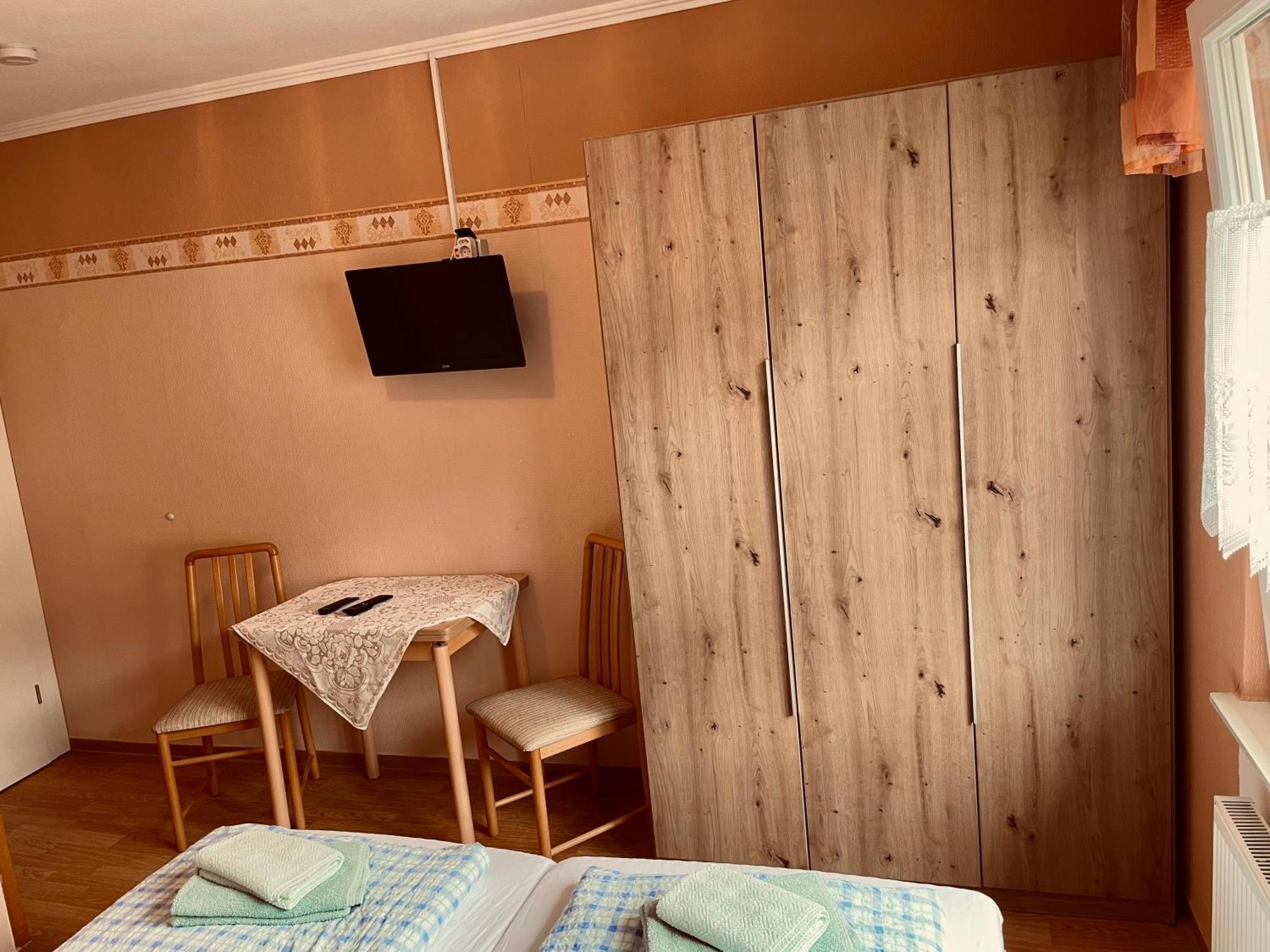 Gaestezimmer Bruno Bremm Buitenkant foto