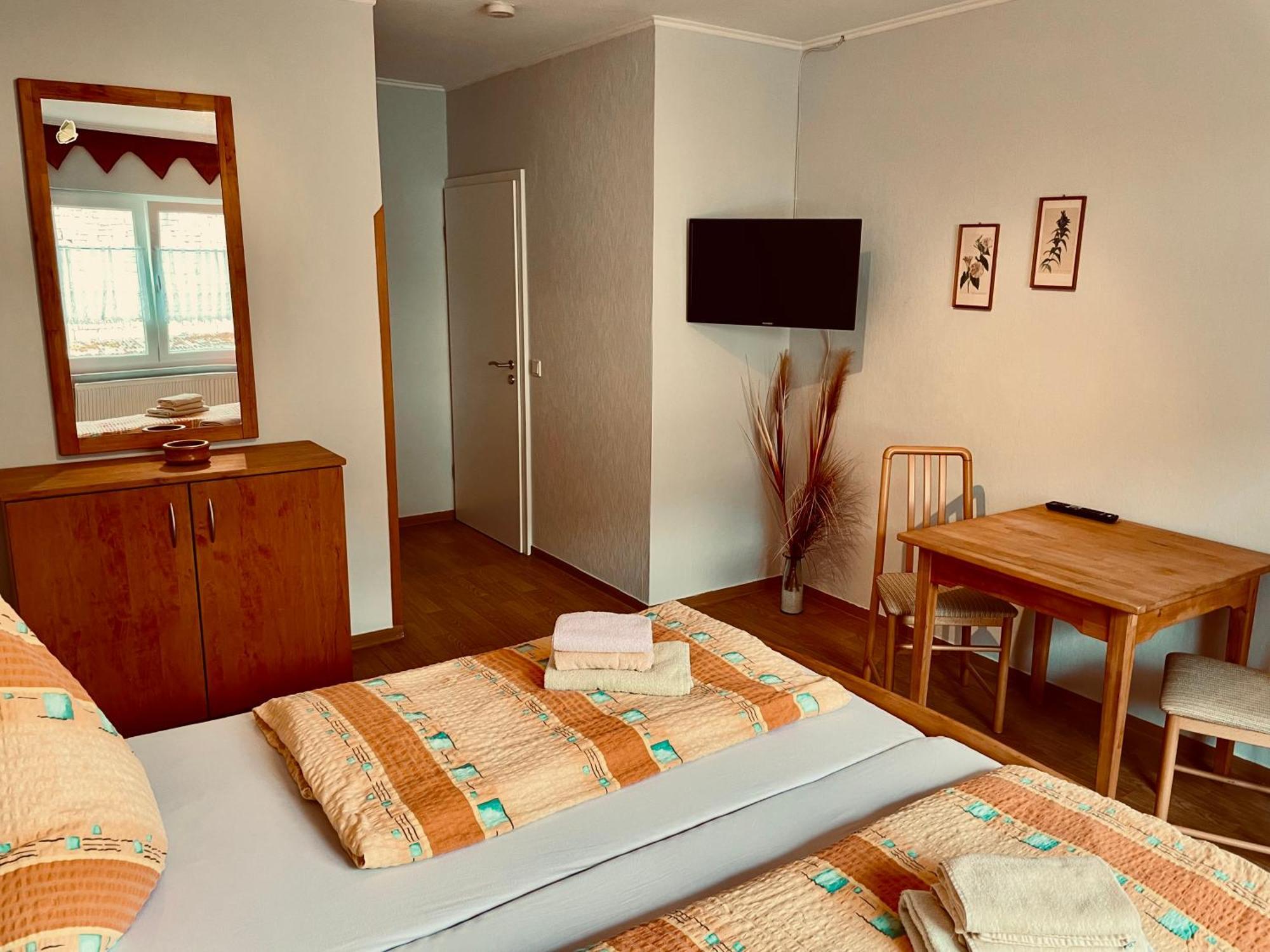 Gaestezimmer Bruno Bremm Buitenkant foto